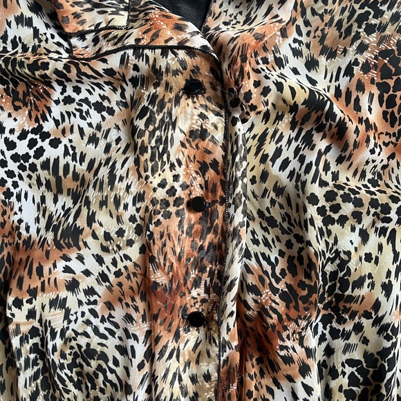 Leopard Print Jumpsuit - Picture 5 of 6